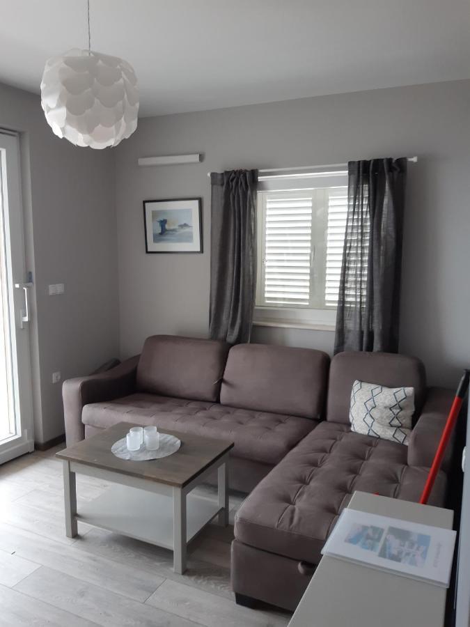 Apartment Lizzi. Трогір Екстер'єр фото