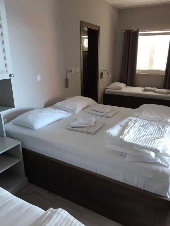 Apartment Lizzi. Трогір Екстер'єр фото