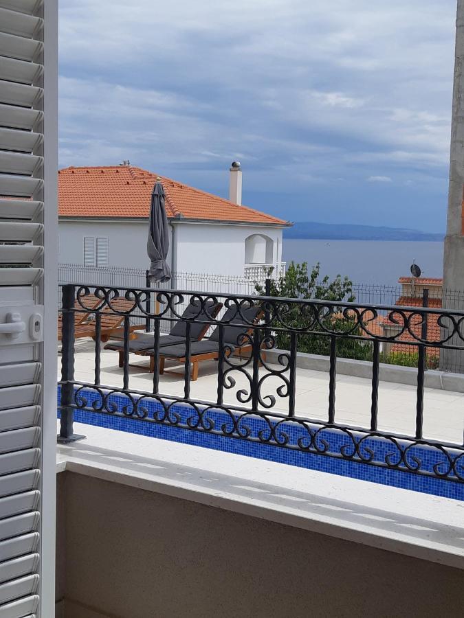 Apartment Lizzi. Трогір Екстер'єр фото